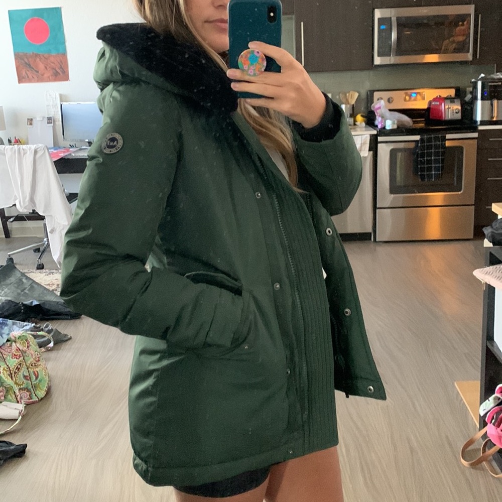 Abercrombie forest green winter coat with hood XS